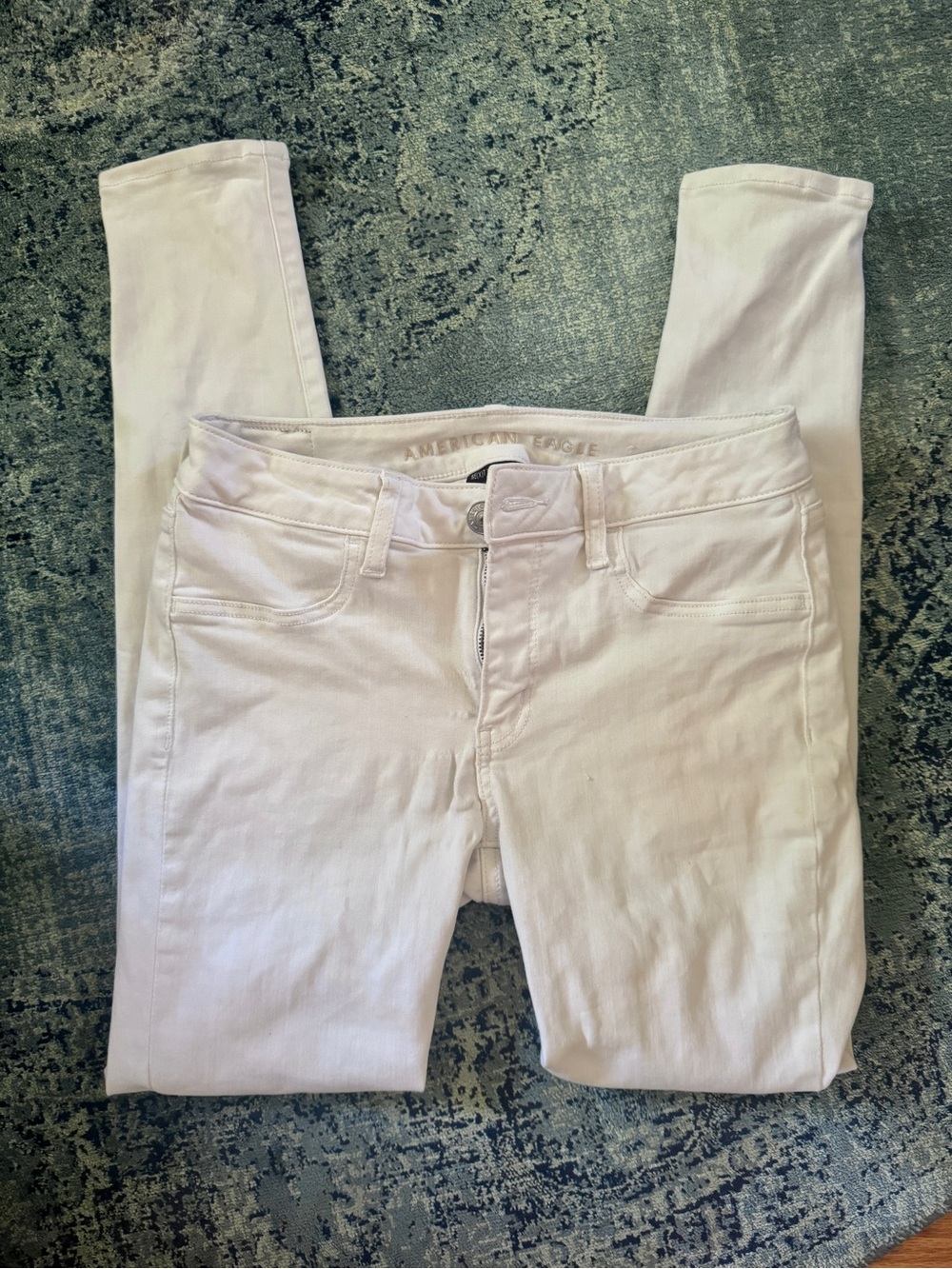American Eagle - Women’s (M, Sz 8) Stretchy Skinny Jeans, White Jegging